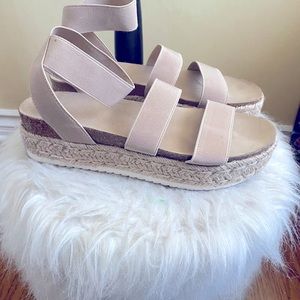 ESPIRIT Platform Sandals